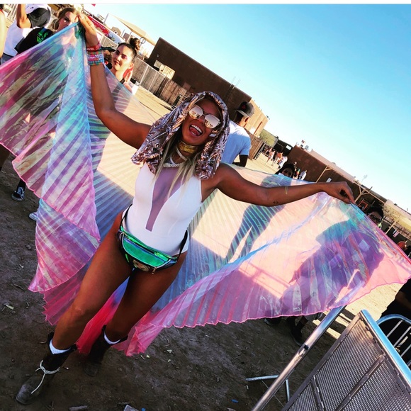 MEET THE SOURCE - Picture 6 of 9